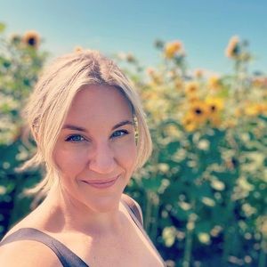 Meet your Posher, Crysta